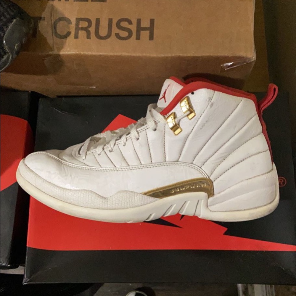 Jordan Retro 12 Fiba